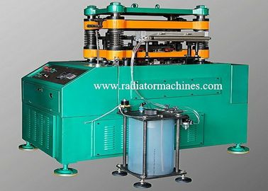 comprar Aleta de la velocidad rápida 120 SPM que hace la máquina que sella la aleta Lanced de la compensación 500 milímetros ancha Fabricación en línea