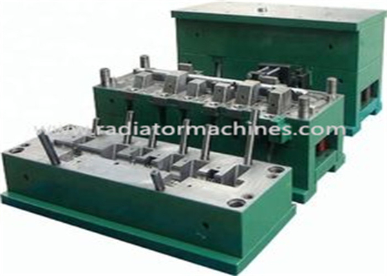 comprar La máquina que prensa del tanque plástico del radiador, el tanque plástico del radiador de aluminio muere Fabricación en línea