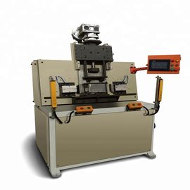 Tipo servo máquina del constructor de la base del radiador con funcionamiento de funcionamiento confiable
