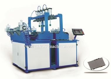 Tipo servo máquina que prensa/que afianza del tanque plástico para el radiador de aluminio